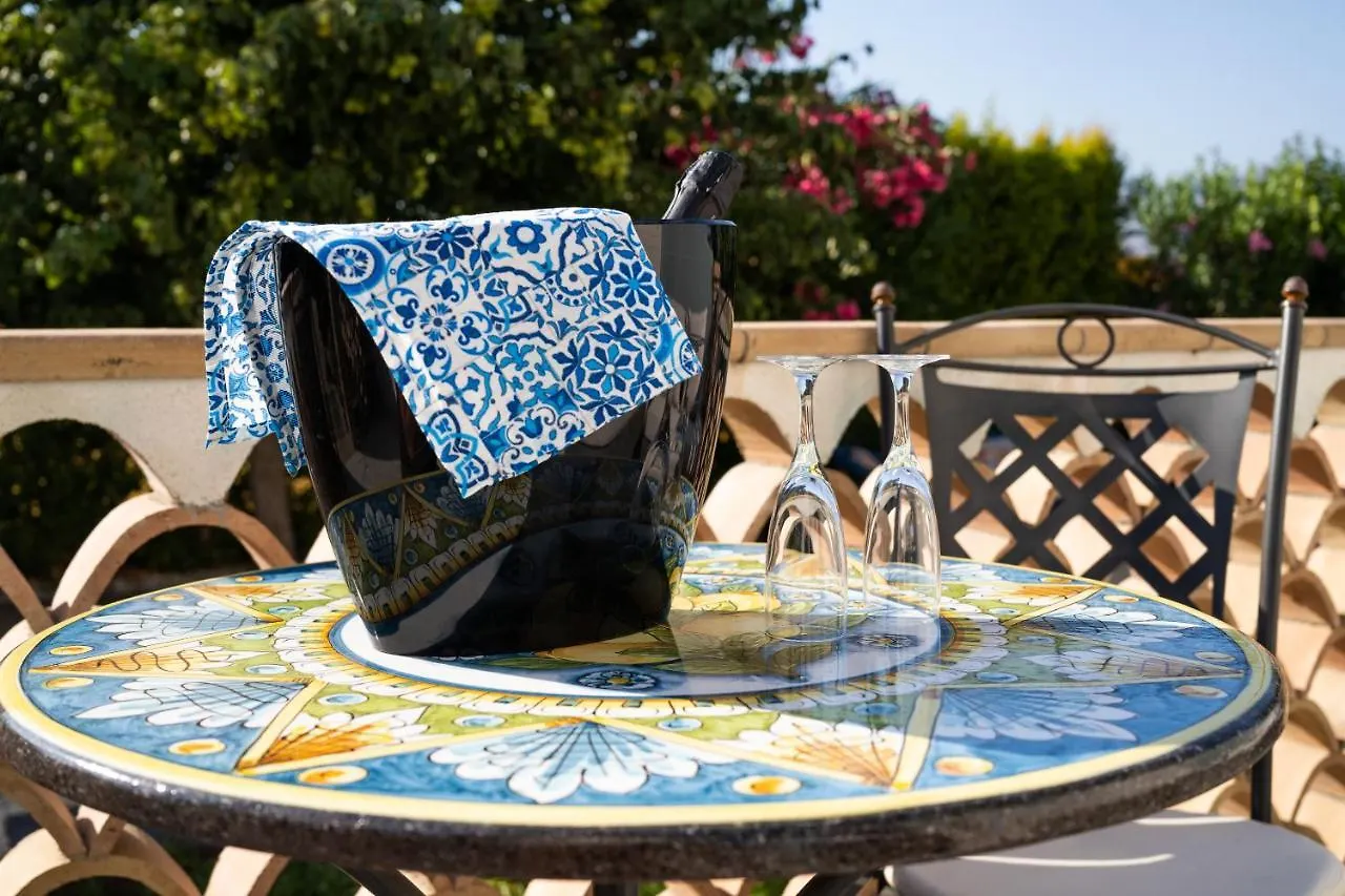 Paradise Sicily Rooms Calatabiano